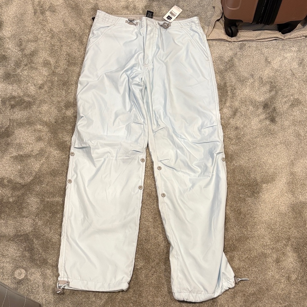 GAP Women’s Light Blue Cargo Pants